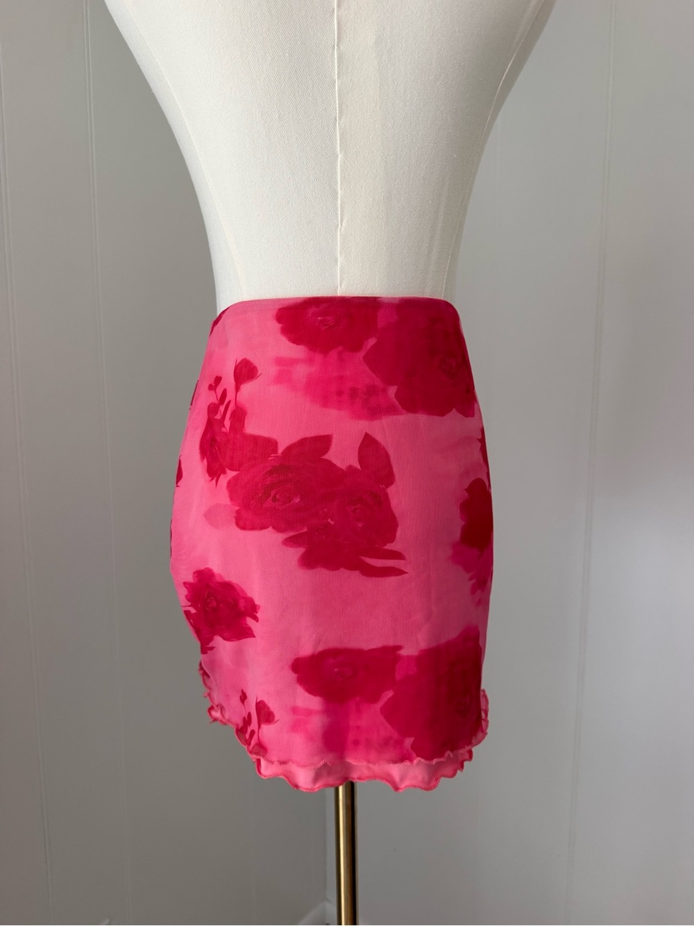 Pink Floral Sheer Mini Skirt - Picture 4 of 5